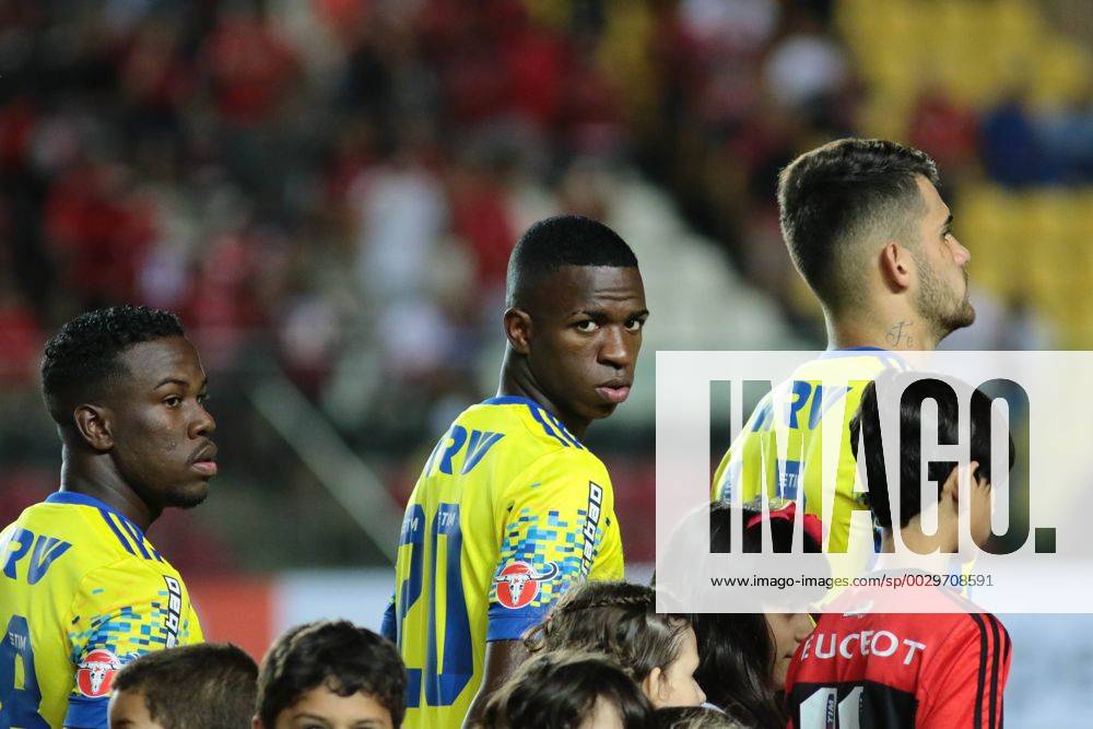 Espirito Santo, Sao Paulo, Brazil - The Brazilian professional footballer Vinicius Junior who plays as a forward for Flamengo. On 23 May 2017, Spanish club Real Madrid signed a contract to acquire VinoÂ­cius, effective after his 18th birthday on 12 July 2018. (as age 18 was the minimal age for international transfer). Here he is seen in a match Flamengo against Parana Clube by the 1st League Kleber Andrade at Stadium Cariacica in the City Espirito Santo, Brazil on 30 August 2017. Professional footballer Vinicius Junior - ZUMAn230 20170830_zaa_n230_622