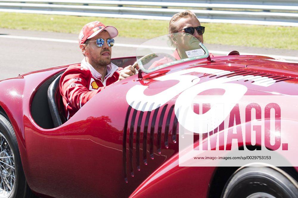 Motorsports: FIA Formula One World Championship WM Weltmeisterschaft 2017, Grand Prix of Italy, 5 Sebastian Vettel (GER, Scuderia Ferrari), Monza Italy ZWEIx