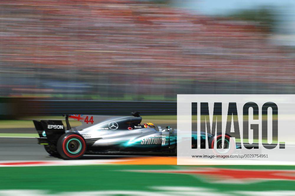Race, Lewis Hamilton (GBR) Mercedes AMG F1 W08 Italian Grand Prix, Monza 31 August - 03 September 2017 03.09.2017- Race, Lewis Hamilton (GBR) Mercedes AMG F1 W08