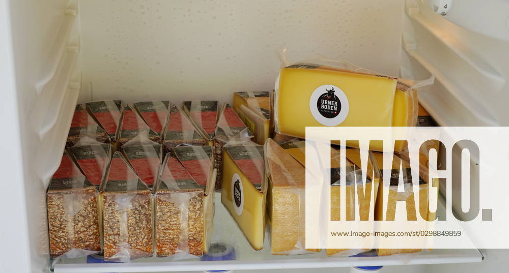 Photo Manuel Geisser 11 07 2023 Switzerland dairy farming,alpine farming picture Urnerboden dairy products self service refrigerator with Urnerboden alp cheese