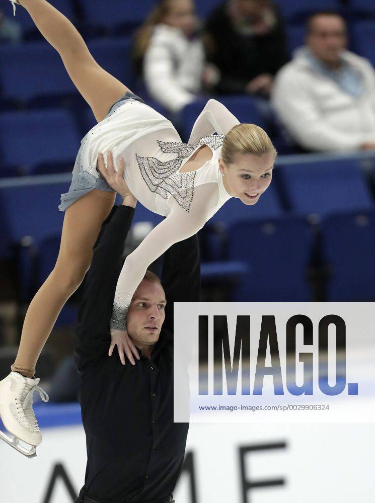 Ioulia Chtchetinina and Noah Scherer of Switzerland perform during the Pairs Free Skating competition at the ISU Finlandia Trophy Espoo 2016 Figure skating Eiskunstlauf competition, Espoo, Finland