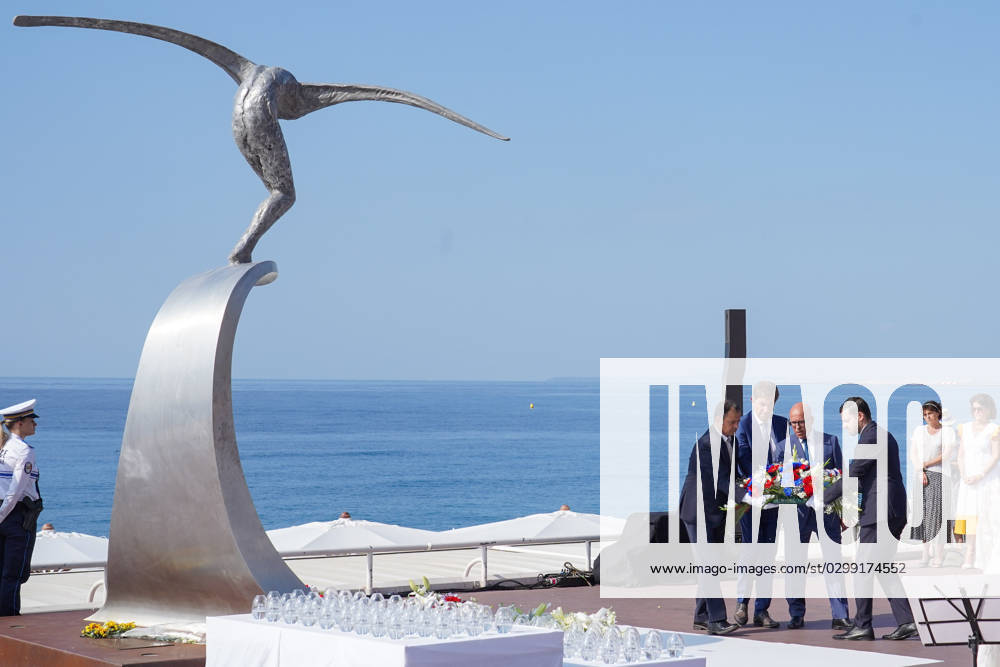 Frankreich, Gedenken am Jahrestag des Terroranschlags in Nizza 2016 DÃ pÃ t de gerbe - Eric Ciotti NEWS : CÃ rÃ monie dhommage aux victimes de lattentat de Nice du 14 juillet 2016 - Nice - 14 07 2023 NorbertScanella Panoramic