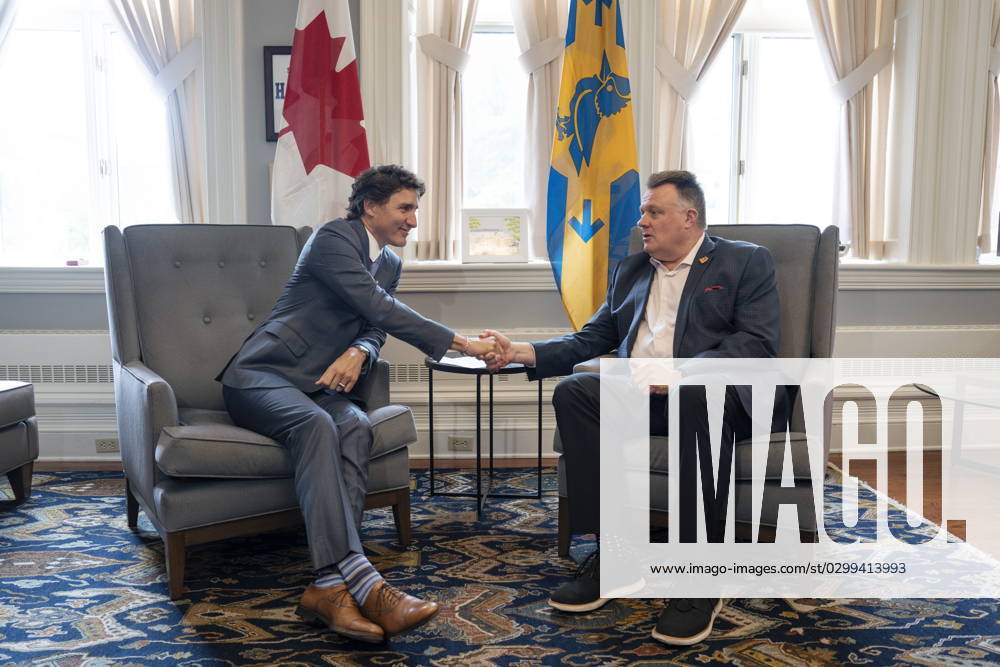 Prime Minister Justin Trudeau, left, and Mike Savage, mayor of the Halifax Regional Municipality, meet at City Hall in Halifax, Monday, July 17, 2023. Halifax Canada - ZUMAc35_ 20230717_zaf_c35_066