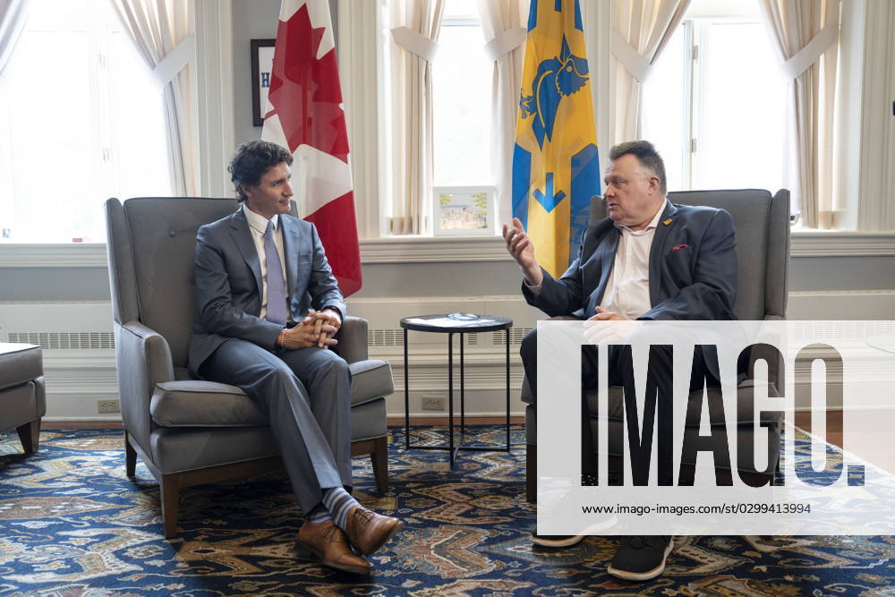 Prime Minister Justin Trudeau, left, and Mike Savage, mayor of the Halifax Regional Municipality, meet at City Hall in Halifax, Monday, July 17, 2023. Halifax Canada - ZUMAc35_ 20230717_zaf_c35_067