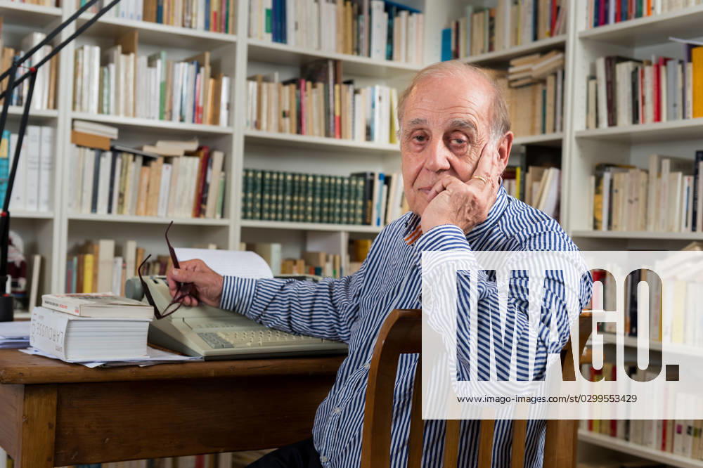 Jean Ziegler at home - Russin Jean Ziegler at home. Russin, Switzerland on May 12, 2014. Photo by loona ABACAPRESS.COM Russin Switzerland