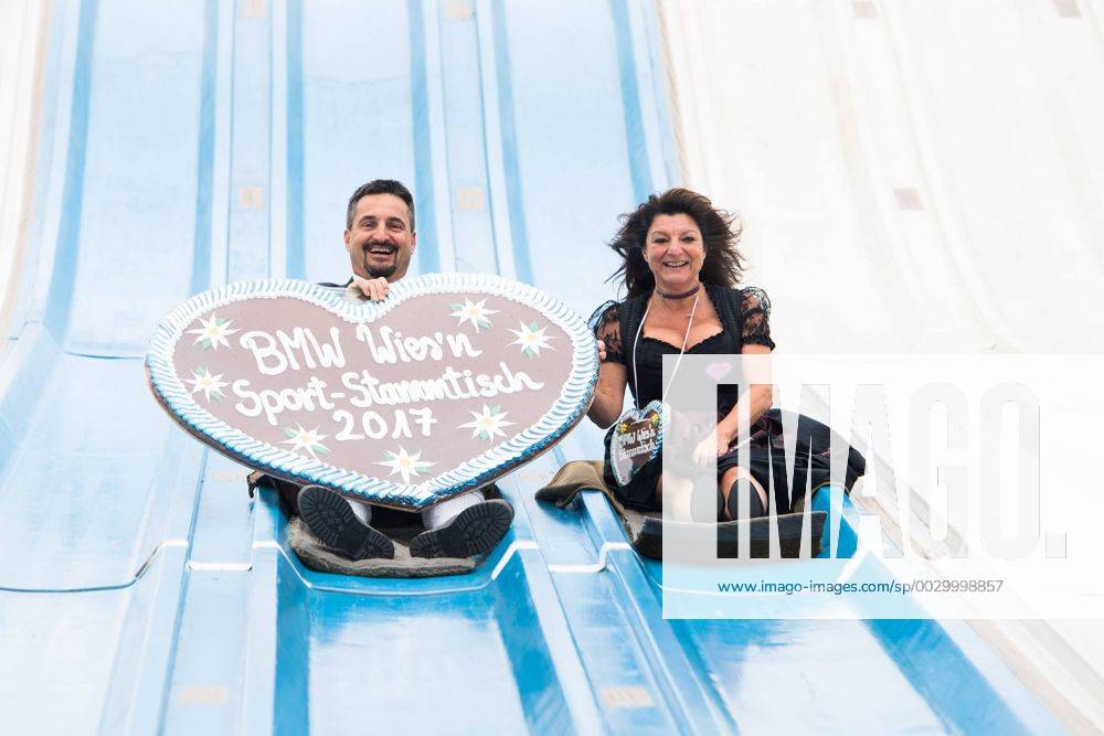 BMW Wiesn Stammtisch 19 09 2017 im Bild Georg Hackl with Kornelia Hackl Â