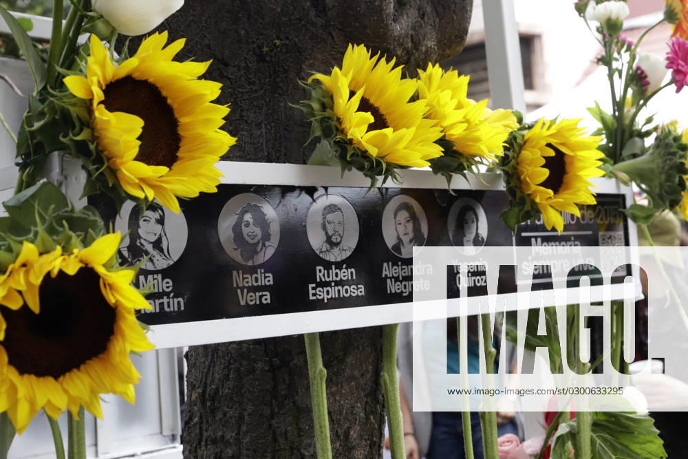 8 years without justice for the victims of the Narvarte case in Mexico July 30, 2023, Mexico City, Mexico: Family members, activists, and friends of Ruben Espinosa Becerril, Nadia Vera, Mile Virginia Martin, Yesenia Quiroz, and Olivia Alejandra Negrete, murdered on July 31, 2015 in an apartment in the Narvarte neighborhood ; pay homage to 8 years of the multi-homicide and demand justice at the scene of the crime in Mexico City. on July 30, 2023 in Mexico City, Mexico, Credit:Luis Barron Eyepix Group Avalon Mexico, Mexico City, Mexico City