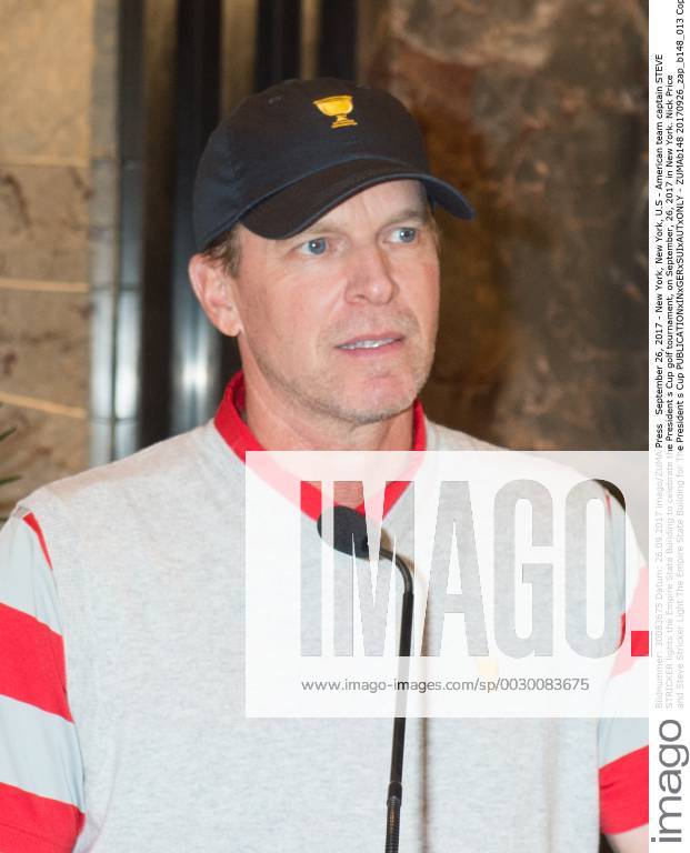 New York, New York, U.S - American team captain STEVE STRICKER lights the Empire State Building to celebrate the President s Cup golf tournament, on September, 26, 2017 in New York. Nick Price and Steve Stricker Light The Empire State Building for The President s Cup - ZUMAb148 20170926_zap_b148_013