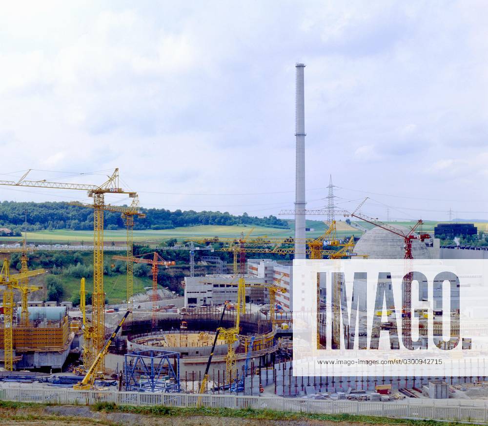 Nuclear power plant Neckarwestheim, Block 2, Community nuclear power plant Neckar, GKN Major construction site with Cranes