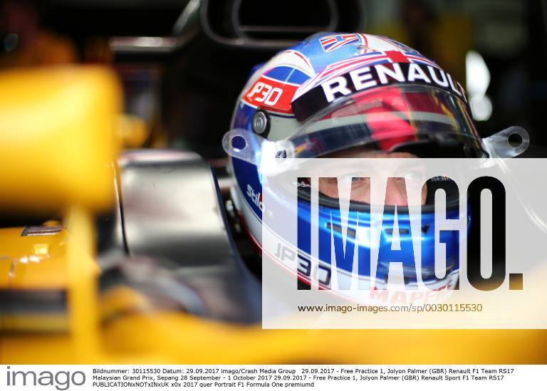 Free Practice 1, Jolyon Palmer (GBR) Renault F1 Team RS17 Malaysian Grand Prix, Sepang 28 September - 1 October 2017 29.09.2017 - Free Practice 1, Jolyon Palmer (GBR) Renault Sport F1 Team RS17