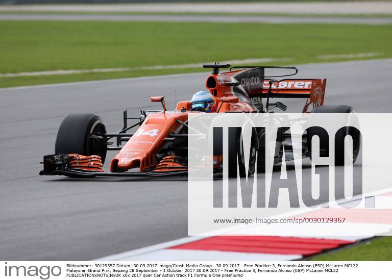 Free Practice 3, Fernando Alonso (ESP) McLaren MCL32 Malaysian Grand Prix, Sepang 28 September - 1 October 2017 30.09.2017 - Free Practice 3, Fernando Alonso (ESP) McLaren MCL32
