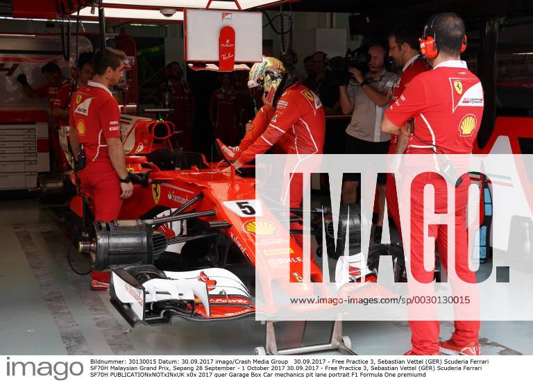 Free Practice 3, Sebastian Vettel (GER) Scuderia Ferrari SF70H Malaysian Grand Prix, Sepang 28 September - 1 October 2017 30.09.2017 - Free Practice 3, Sebastian Vettel (GER) Scuderia Ferrari SF70H