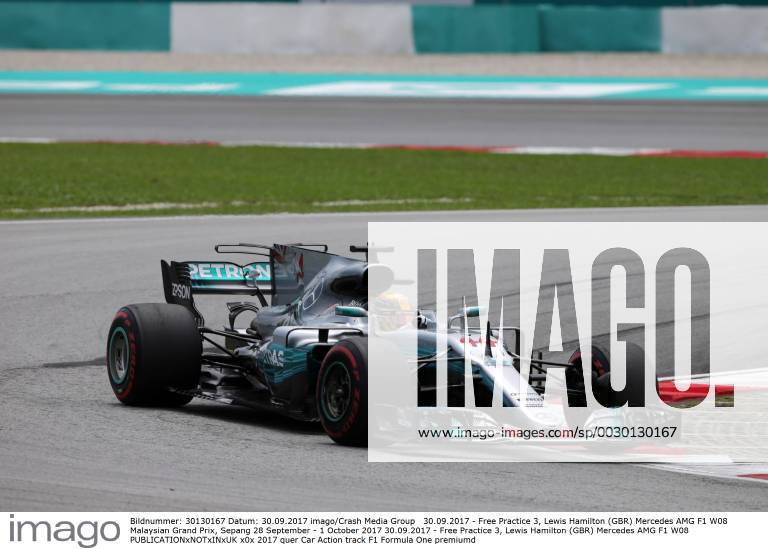 Free Practice 3, Lewis Hamilton (GBR) Mercedes AMG F1 W08 Malaysian Grand Prix, Sepang 28 September - 1 October 2017 30.09.2017 - Free Practice 3, Lewis Hamilton (GBR) Mercedes AMG F1 W08