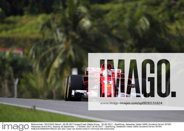 Qualifying, Sebastian Vettel (GER) Scuderia Ferrari SF70H Malaysian Grand Prix, Sepang 28 September - 1 October 2017 30.09.2017 - Qualifying, Sebastian Vettel (GER) Scuderia Ferrari SF70H