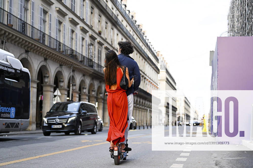 End Of Self-Service Scooters In Paris From September 1 Illustration picture shows people using a self-service electric scooter in streets of Paris, France on August 8, 2023. All self-service e-scooters will come to a stop in Paris as of 1 September after a referendum. Photo by Victor Joly ABACAPRESS.COM Paris France