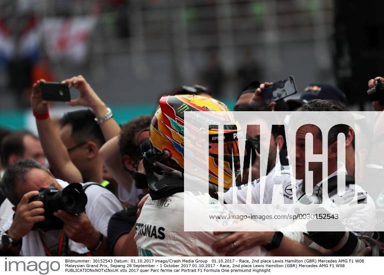 Race, 2nd place Lewis Hamilton (GBR) Mercedes AMG F1 W08 Malaysian Grand Prix, Sepang 28 September - 1 October 2017 01.10.2017 - Race, 2nd place Lewis Hamilton (GBR) Mercedes AMG F1 W08