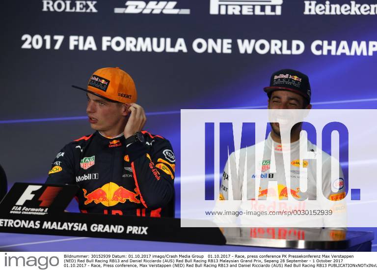 Race, press conference PK Pressekonferenz Max Verstappen (NED) Red Bull Racing RB13 and Daniel Ricciardo (AUS) Red Bull Racing RB13 Malaysian Grand Prix, Sepang 28 September - 1 October 2017 01.10.2017 - Race, Press conference, Max Verstappen (NED) Red Bull Racing RB13 and Daniel Ricciardo (AUS) Red Bull Racing RB13