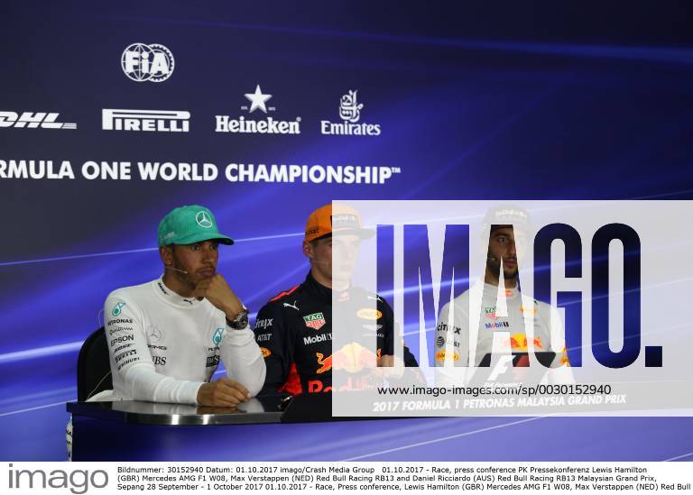 Race, press conference PK Pressekonferenz Lewis Hamilton (GBR) Mercedes AMG F1 W08, Max Verstappen (NED) Red Bull Racing RB13 and Daniel Ricciardo (AUS) Red Bull Racing RB13 Malaysian Grand Prix, Sepang 28 September - 1 October 2017 01.10.2017 - Race, Press conference, Lewis Hamilton (GBR) Mercedes AMG F1 W08, Max Verstappen (NED) Red Bull Racing RB13 and Daniel Ricciardo (AUS) Red Bull Racing RB13