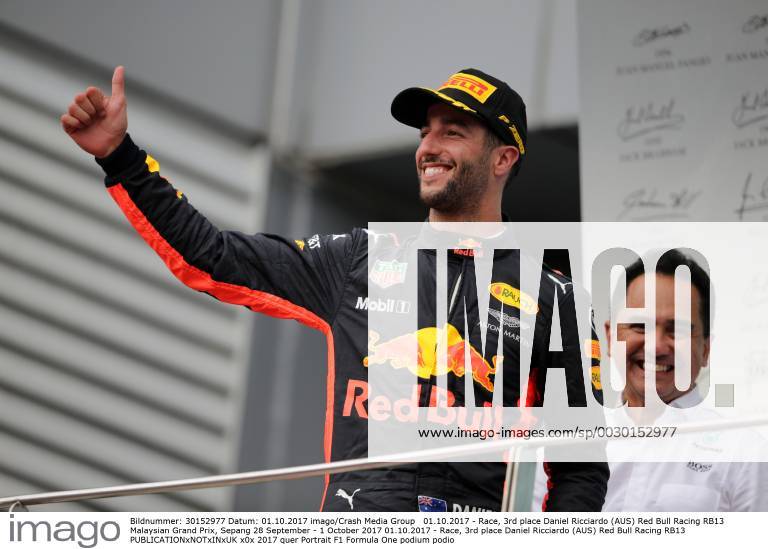 Race, 3rd place Daniel Ricciardo (AUS) Red Bull Racing RB13 Malaysian Grand Prix, Sepang 28 September - 1 October 2017 01.10.2017 - Race, 3rd place Daniel Ricciardo (AUS) Red Bull Racing RB13