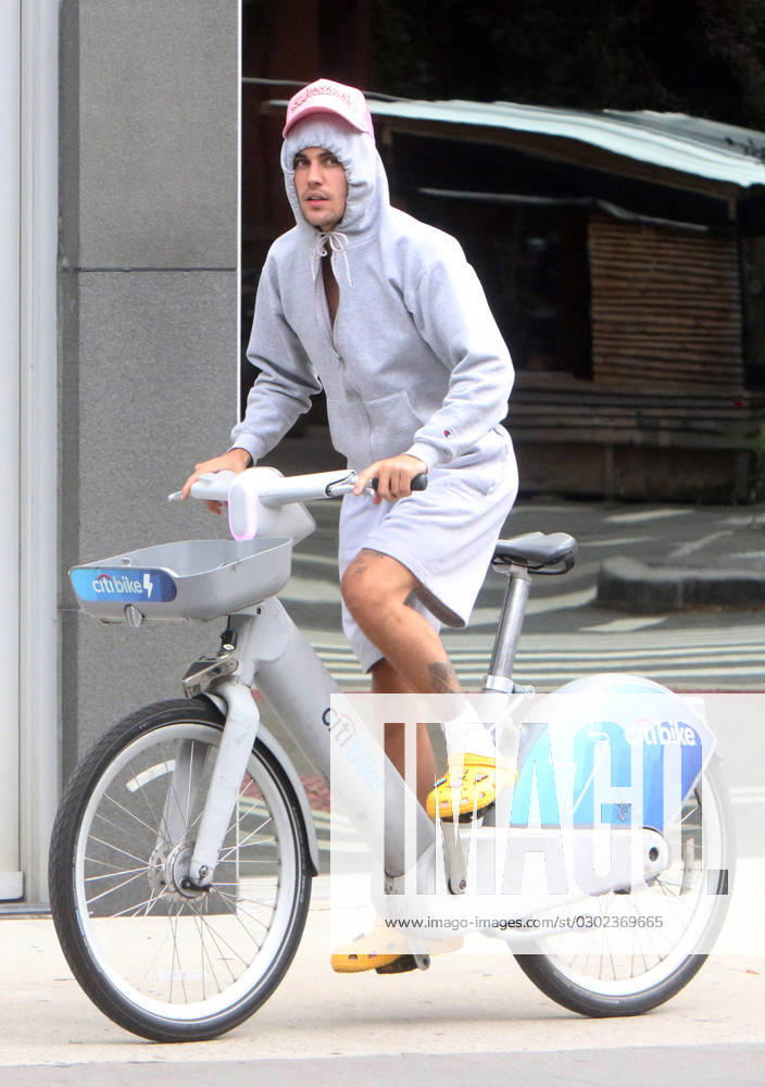 NEW YORK, NY- AUGUST 28: Justin Bieber seen on a Citi Bike rental riding in New York City on August 28, 2023