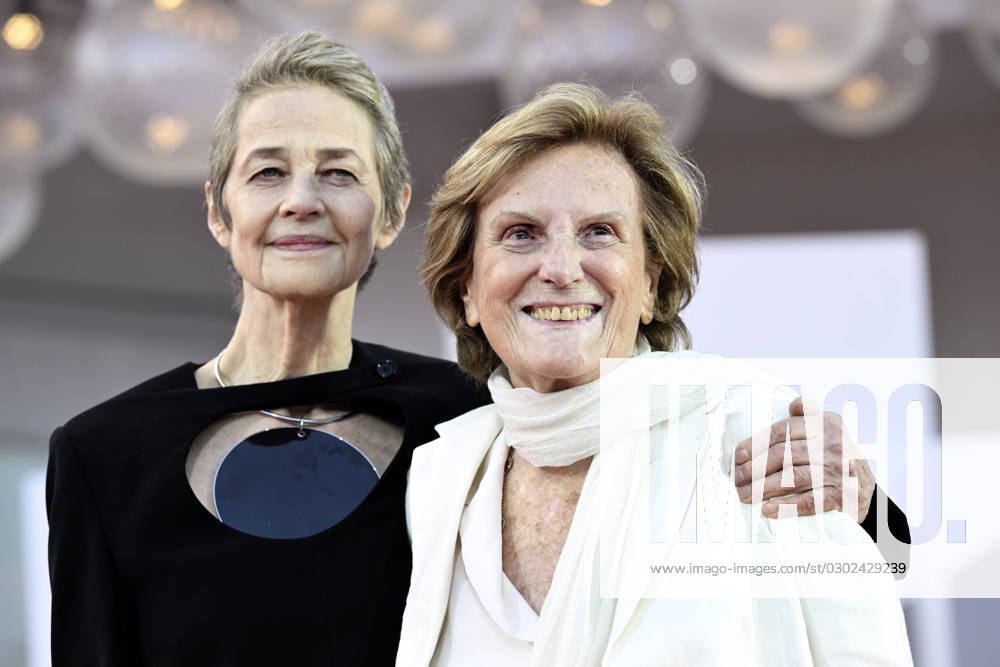 Bilder des Jahres 2023, Entertainment 08 August Entertainment Themen der Woche KW35 Opening Red Carpet - The 80th Venice International Film Festival, Venice, Italy 30 Aug 2023 Charlotte Rampling, Liliana Cavani during the opening Red Carpet - The 80th Venice International Film Festival, Venice, Italy 30 Aug 2023, Credit:Maria Laura Antonelli Avalon Italy, Venice