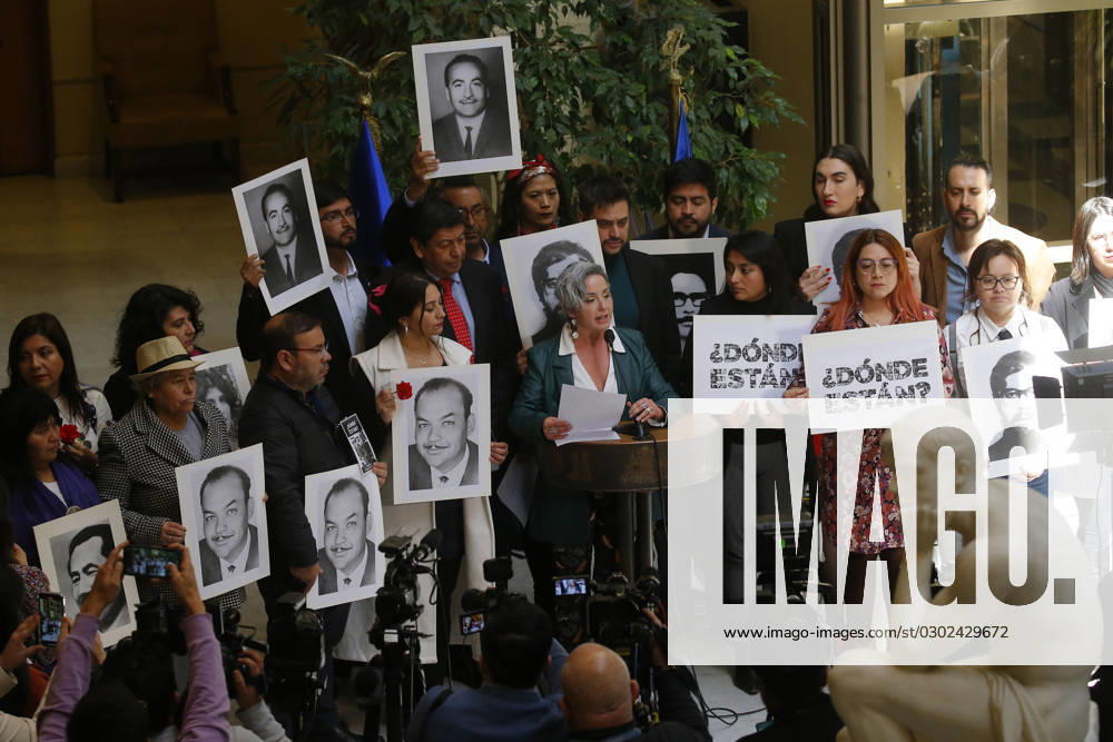 Parliamentarians commemorate the Day of the Detained and Disappeared in the Chamber of Deputies Sebastian Cisternas Aton Chile, Chile Aton 741250