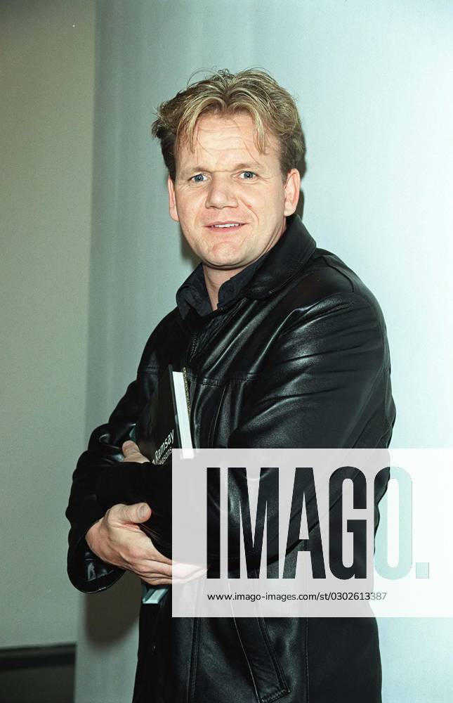 GORDON RAMSAY British Chef and Restaurateur with friend name unknown At the launch his new book A Chef for all Seasons COMPULSORY CREDIT: UPPA Photoshot Photo UGL 017724 B-13 21.09.2000 GORDON RAMSAY British Chef and Restaurateur with friend name unknown At the launch his new book A Chef for all Seasons COMPULSORY CREDIT: Starstock Photoshot Photo UGL 017724 B-13 21.09.2000, Credit:Photoshot Avalon United Kingdom