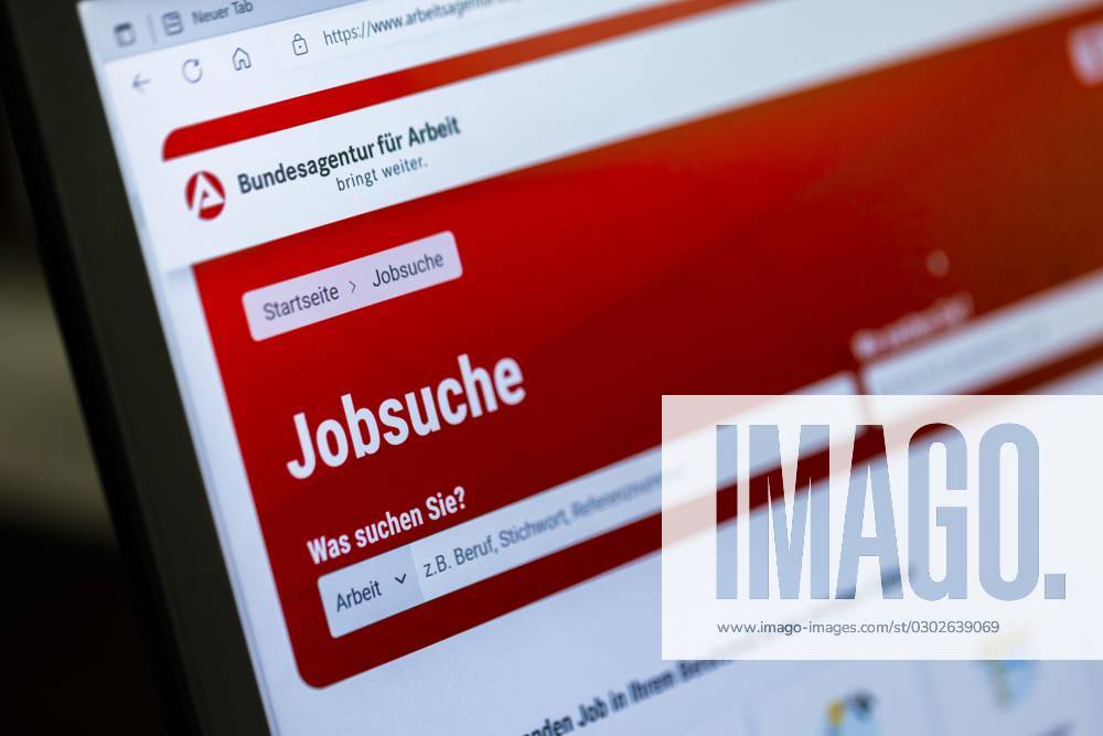 Website the Federal agency for Work at a Notebook Monitor with the Function to Vacancies at Internet to search Cologne, North Rhine Westphalia, Germany, Europe