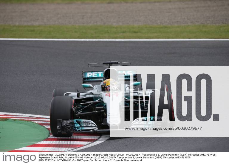 free practice 3, Lewis Hamilton (GBR) Mercedes AMG F1 W08 Japanese Grand Prix, Suzuka 05 - 08 October 2017 07.10.2017- free practice 3, Lewis Hamilton (GBR) Mercedes AMG F1 W08