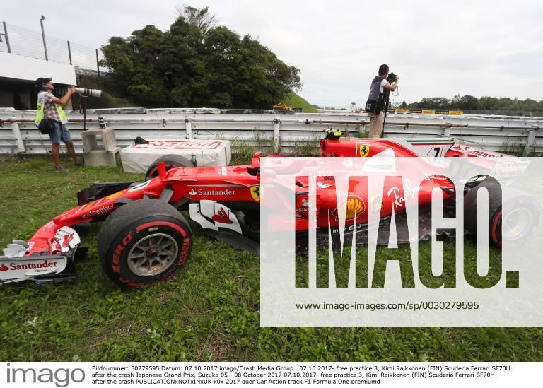 free practice 3, Kimi Raikkonen (FIN) Scuderia Ferrari SF70H after the crash Japanese Grand Prix, Suzuka 05 - 08 October 2017 07.10.2017- free practice 3, Kimi Raikkonen (FIN) Scuderia Ferrari SF70H after the crash
