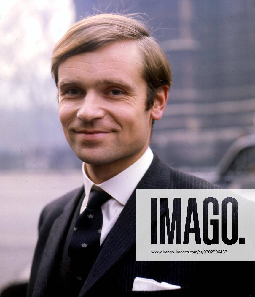 JEFFREY ARCHER MP Conservative MP for Louth COMPULSORY CREDIT: UPPA Photoshot Photo CGH 018597 09.12.1969 JEFFREY ARCHER MP Conservative MP for Louth COMPULSORY CREDIT: UPPA Photoshot Photo CGH 018597 09.12.1969, Credit: uppa.co.uk Avalon United Kingdom