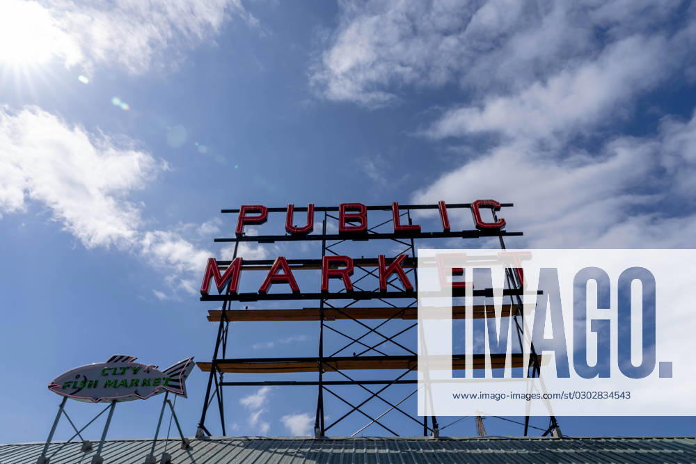 Pike Place Market is a public market in Seattle, Washington, United States. It opened on August 17, 1907, and is one of the oldest continuously operated public farmers markets in the United States. Seattle USA - ZUMAa161 1034148836st