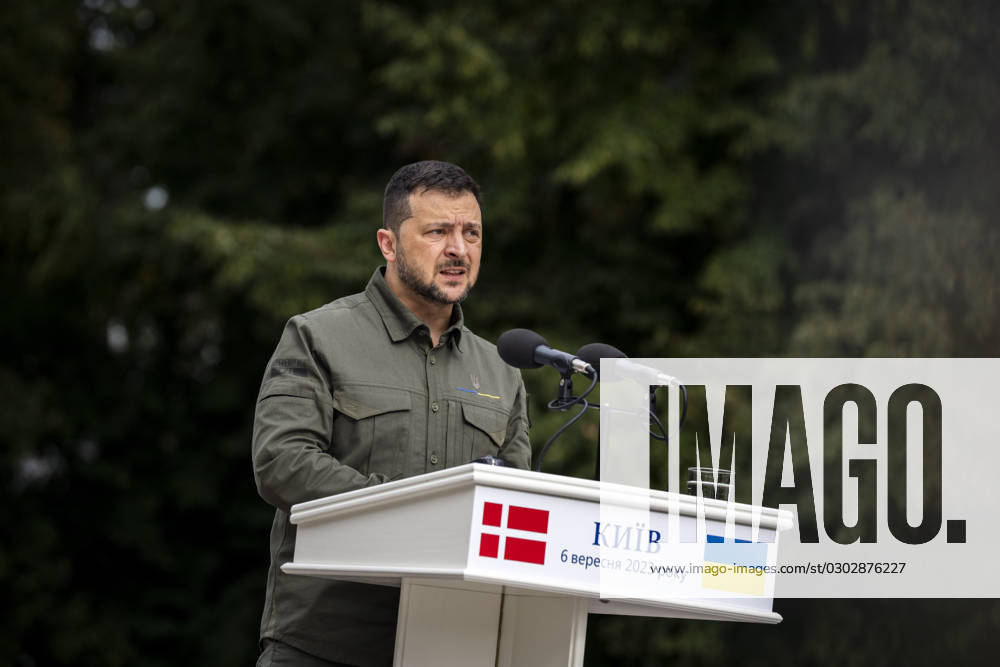 Ukrainian President Volodymyr Zelenskyj during a press conference with Denmarks Prime Minister Mette Frederiksen, not seen, in front of the presidential palace in Kyiv, Ukraine, Wednesday, September 6, 2023 , Kyiv Ukraine