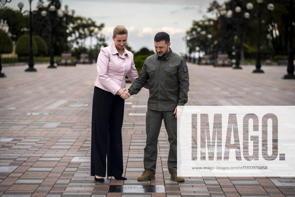 Ukrainian President Volodymyr Zelenskyj and Denmarks Prime Minister Mette Frederiksen during a press conference in front of the presidential palace in Kyiv, Ukraine, Wednesday, September 6, 2023 , Kyiv Ukraine