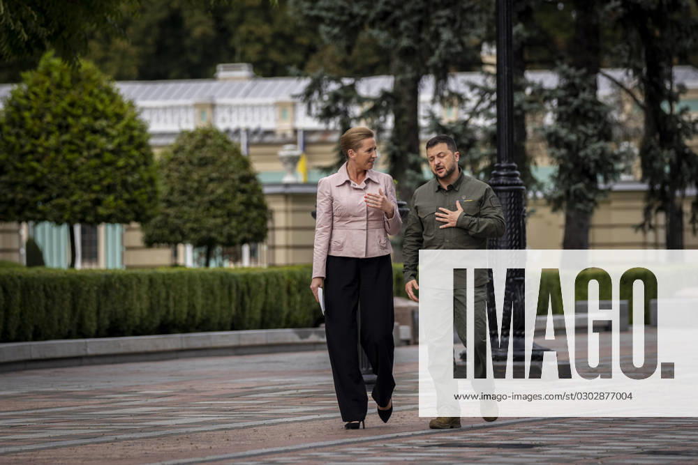 Ukrainian President Volodymyr Zelenskyj and Denmarks Prime Minister Mette Frederiksen during a press conference in front of the presidential palace in Kyiv, Ukraine, Wednesday, September 6, 2023 , Kyiv Ukraine