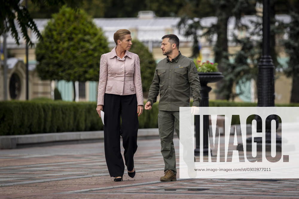 Ukrainian President Volodymyr Zelenskyj and Denmarks Prime Minister Mette Frederiksen during a press conference in front of the presidential palace in Kyiv, Ukraine, Wednesday, September 6, 2023 , Kyiv Ukraine