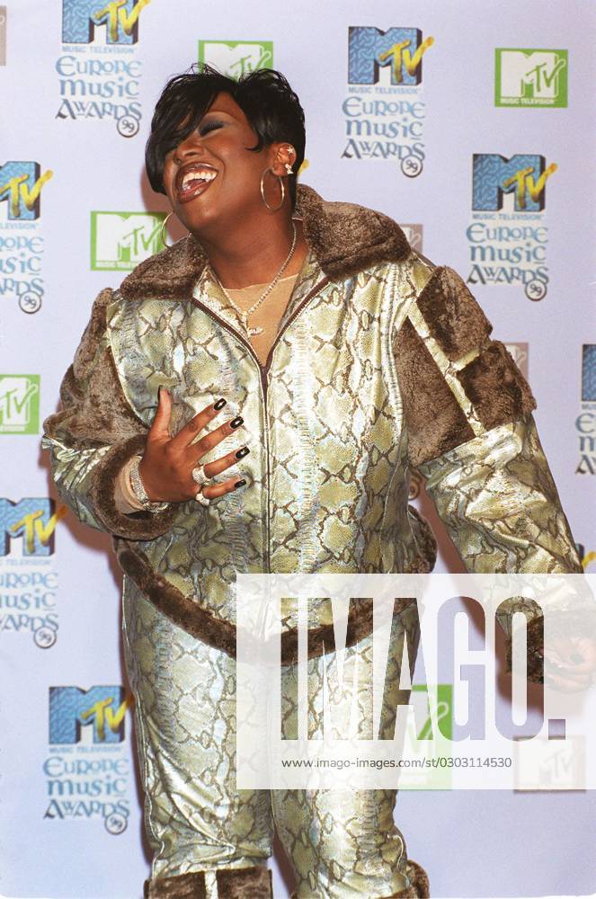 MISSY ELLIOTT American Rap Artist Seen at the MTV Europe Awards in Dublin, Ireland. COMPULSORY CREDIT: UPPA Photoshot Photo UIW 016786 Y-17 11.11.1999 MISSY ELLIOTT American Rap Artist Seen at the MTV Europe Awards in Dublin, Ireland. COMPULSORY CREDIT: Starstock Photoshot Photo UIW 016786 Y-17 11.11.1999, Credit:Photoshot Avalon United Kingdom