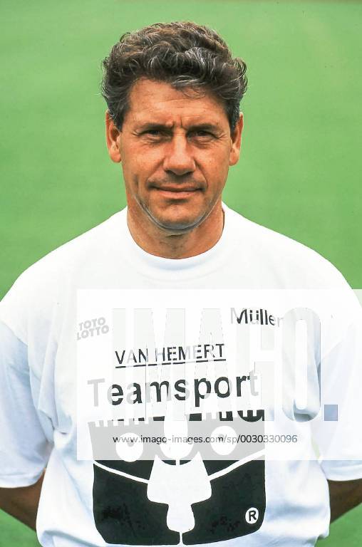 Eberhard Vogel - hier als Trainer am 22.07.1993 bei Hannover 96.