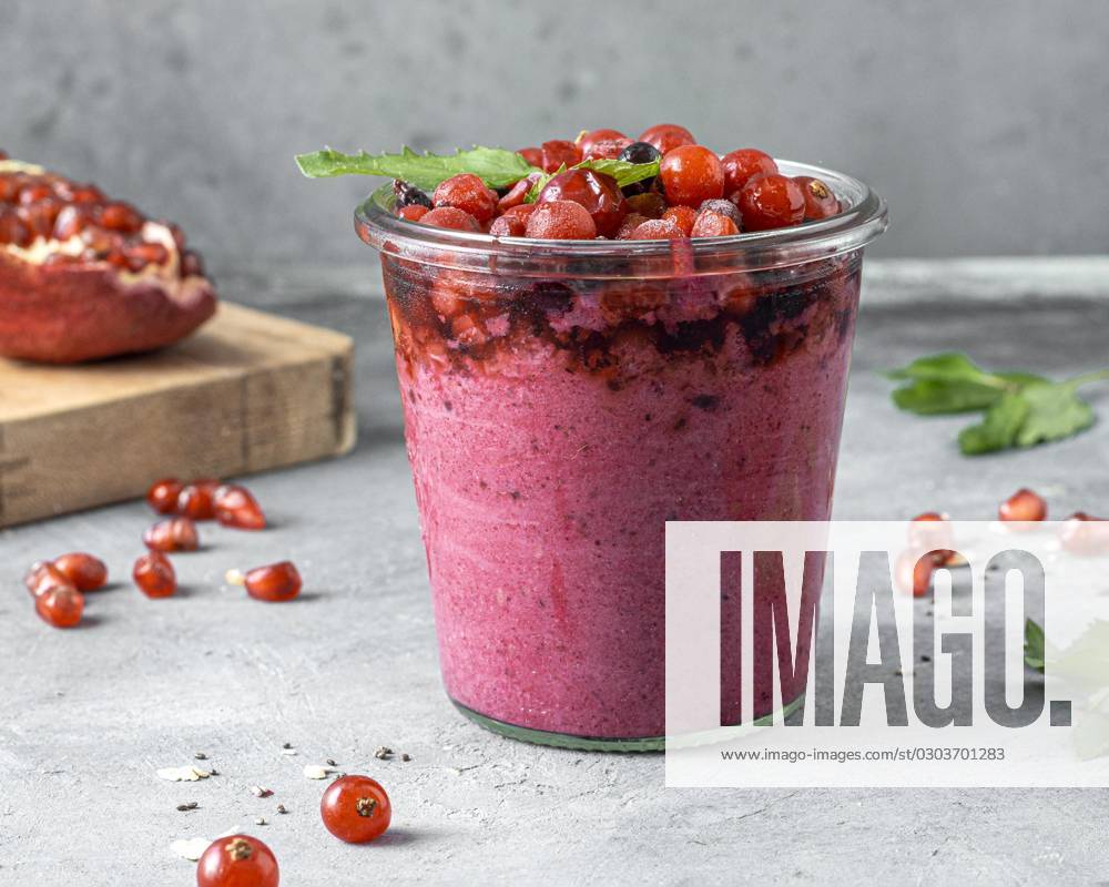 Glass with delicious fruchtsmoothie