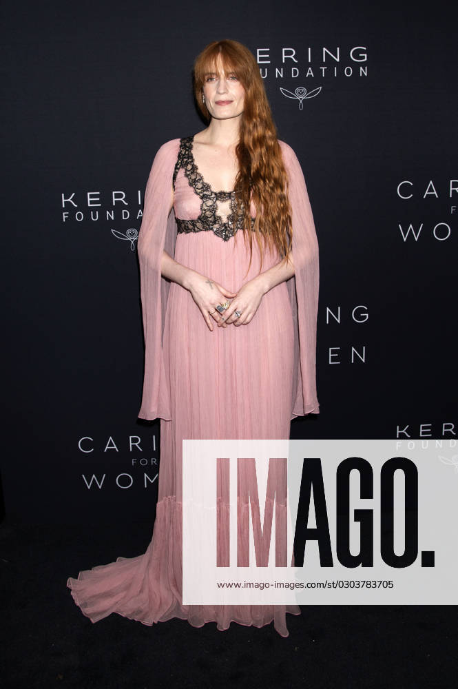 Florence Welch of Florence the Machine at 2 Kering Foundation s Caring for Women Dinner at The Pool, New York, 12 09 2023. Foto:xB.xFuturexImagex kering_3924