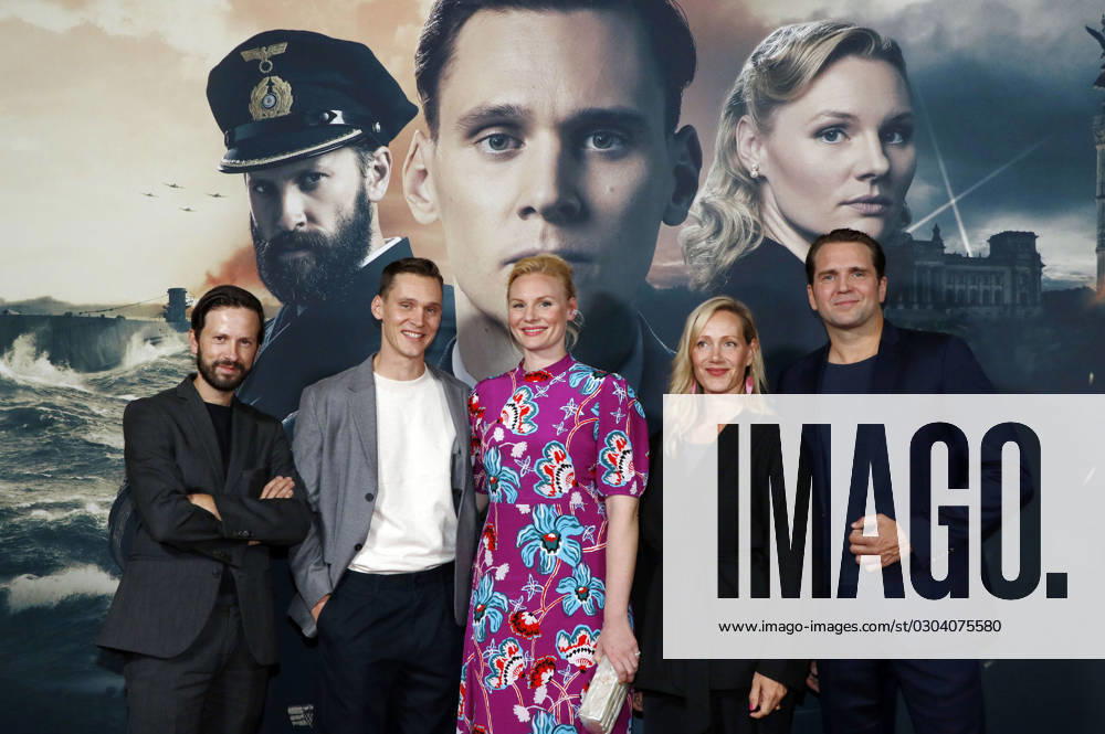 Franz Dinda, Rick Okon, Rosalie Thomass, Anna Schudt and Pierre Kiwitt at the premiere of the 4 season of the Sky series Das Boot at UCI Luxe Mercedes Platz Berlin, 14 09 2023 Foto:xA.xFuturexImagex boot_3907