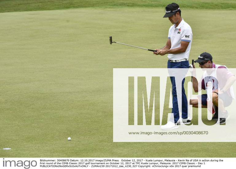 Kuala Lumpur, Malaysia - Kevin Na of USA in action during the first round of the CIMB Classic 2017 golf tournament on October 12, 2017 at TPC Kuala Lumpur, Malaysia. 2017 CIMB Classic - Day 1 - ZUMAn230 20171012_zaa_n230_027