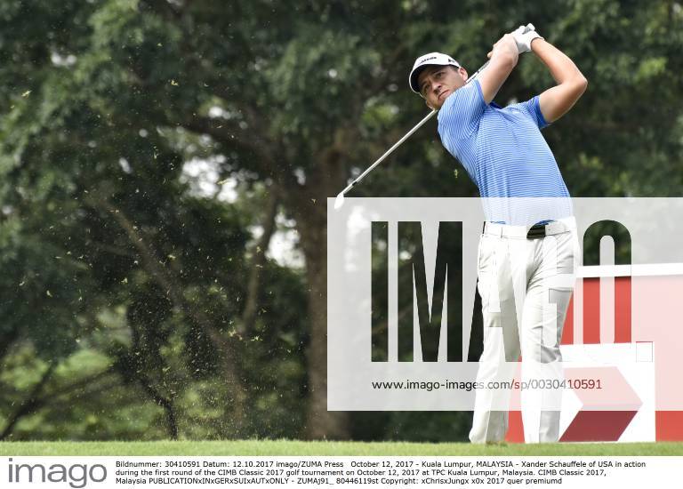 Kuala Lumpur, MALAYSIA - Xander Schauffele of USA in action during the first round of the CIMB Classic 2017 golf tournament on October 12, 2017 at TPC Kuala Lumpur, Malaysia. CIMB Classic 2017, Malaysia - ZUMAj91_ 80446119st