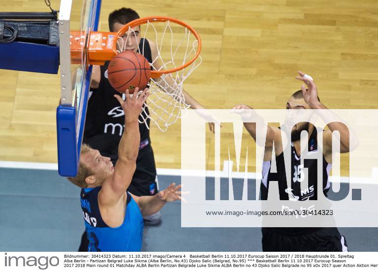 Basketball Berlin 11 10 2017 Eurocup Season 2017 2018 Main round 01 Matchday ALBA Berlin Partizan Belgrade Luke Sikma ALBA Berlin no 43 Djoko Salic Belgrade no 95