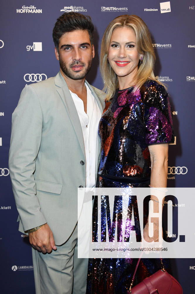 Wolke Hegenbarth with partner Oliver Vaid at the award ceremony of the German Acting Award 2023 at the restaurant Spindler Klatt Berlin, 15 09 2023 Foto:xN.xKubelkax xFuturexImagex schauspielpreis_3870