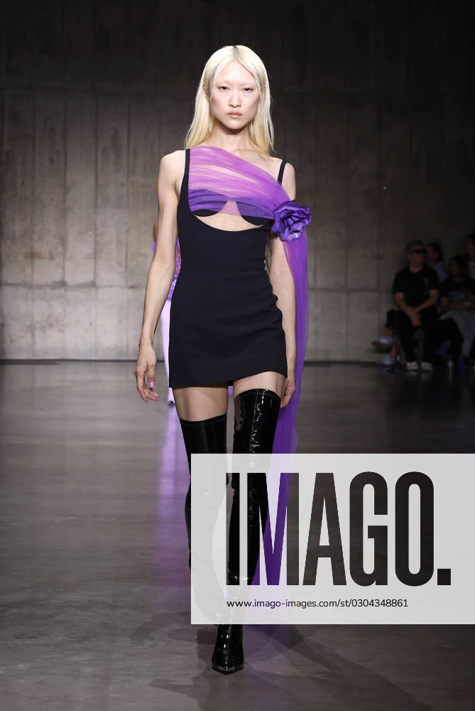David Koma Ready to wear spring summer 2024 LONDON september 2023 David Koma Ready to wear spring summer 2024 London, 16 September 2023, Credit:Avalon
