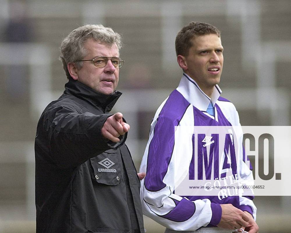 Fußball, Trainerhistorie, TeBe Berlin Trainer Friedhelm Haebermann (li.) und Jan Walle (beide TeBe) Fußball Herren Regionalliga Nord 2000 2001, 3. Liga, Tennis Borussia Berlin, TB, Te Be Gruppe Grotenburg-Stadion Krefeld