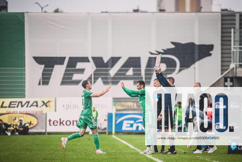 RADOM 23.09.2023 MECZ 9. KOLEJKA PKO EKSTRAKLASA SEZON 2023 24 --- POLISH FOOTBALL TOP LEAGUE MATCH: RADOMIAK RADOM - PUSZCZA NIEPOLOMICE RAFAL WOLSKI LEANDRO FOT. Kacper Pacocha 400mm NEWSPIX.PL --- Newspix.pl 056_PAC_0516