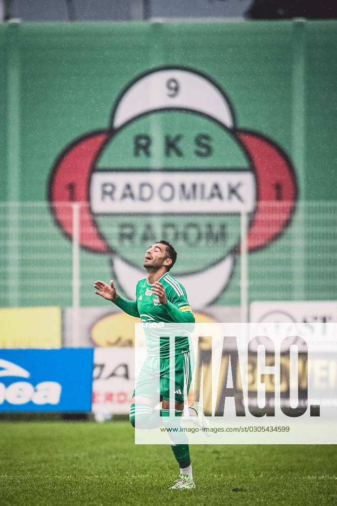 RADOM 23.09.2023 MECZ 9. KOLEJKA PKO EKSTRAKLASA SEZON 2023 24 --- POLISH FOOTBALL TOP LEAGUE MATCH: RADOMIAK RADOM - PUSZCZA NIEPOLOMICE LEANDRO FOT. Kacper Pacocha 400mm NEWSPIX.PL --- Newspix.pl 059_PAC_0525
