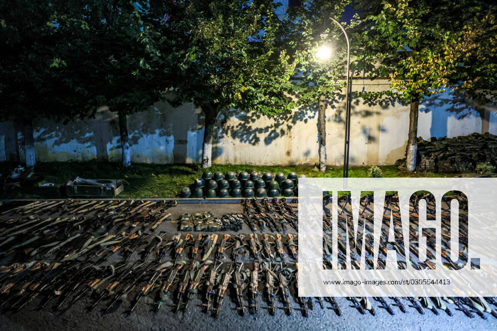 KW38 AZERBAIJAN, SHUSHA - SEPTEMBER 23, 2023: Captured firearms and ammunition on display in the town of Shusha. According to the Azerbaijani Armed Forces, Karabakh s military hardware and weapons are handed over to Azerbaijani servicemen. Sergei Savostyanov TASS 62539743